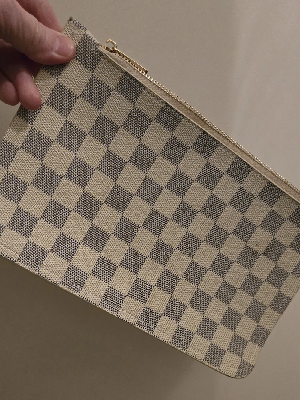 Designer Inpired Checked Tote Bag in Light Gray and Cream